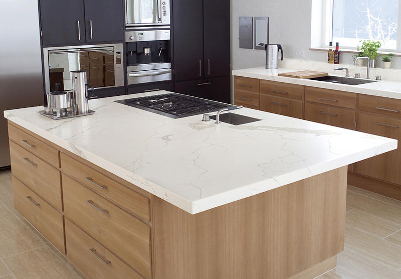 White Quartz Countertops | Calacatta Quartz Kitchen | 8052